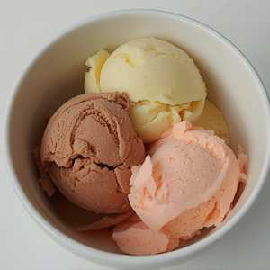 JUDE’S ICE CREAMS & SORBETS
