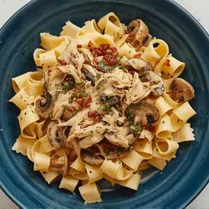 Pollo Funghi Pasta